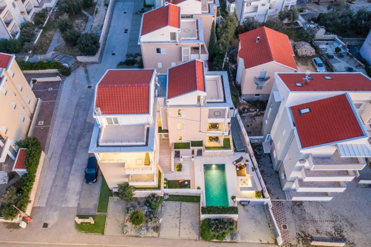 Vile Sunca Novalja Exterior photo